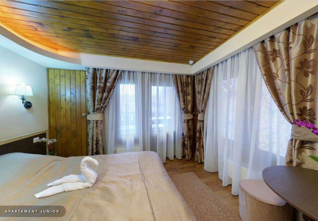 Hotel Hillden Lodge&Restaurant Drumu Carului ภายนอก รูปภาพ