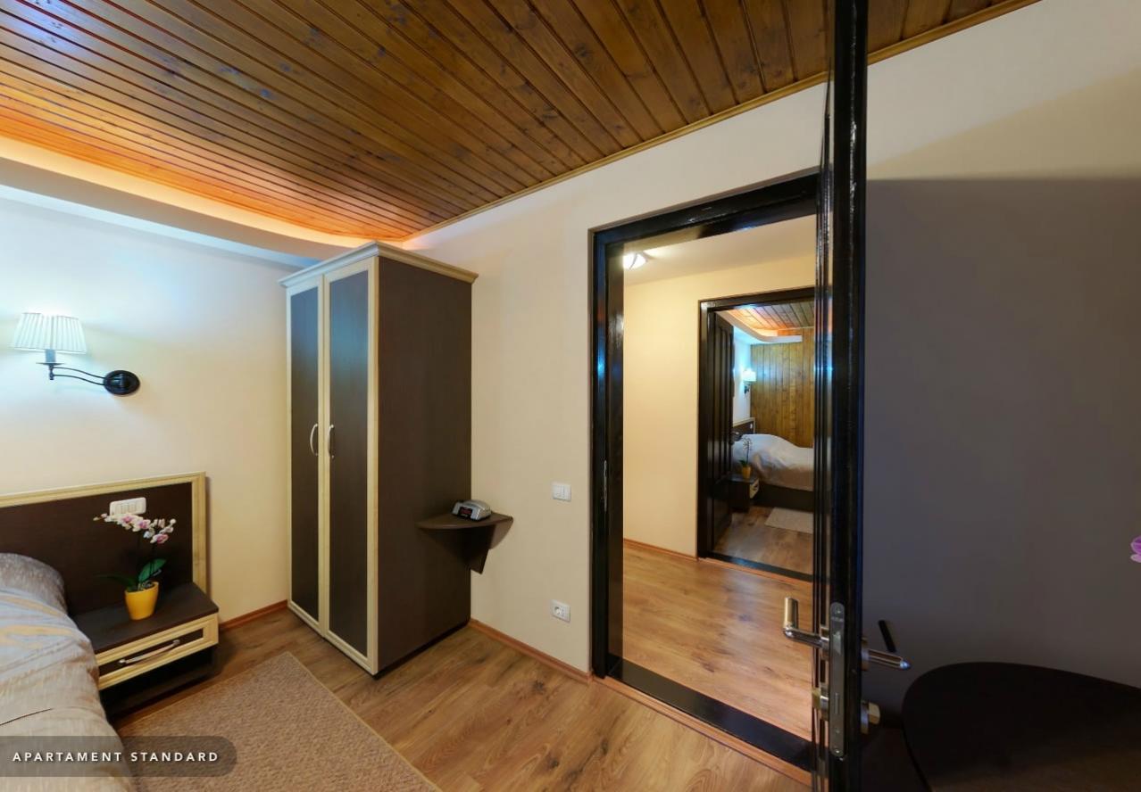 Hotel Hillden Lodge&Restaurant Drumu Carului ภายนอก รูปภาพ